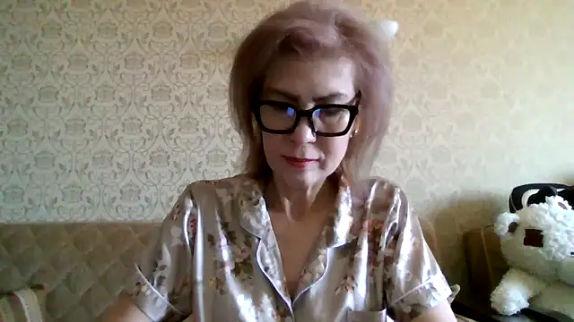 Snapshot of Elegant00Lady chatting on 05/07/26, 04:28 Elegant00Lady online show from 05/07/26, 04:28