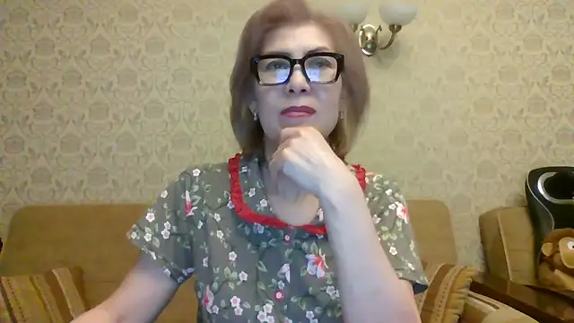 Snapshot of Elegant00Lady chatting on 06/12/26, 03:21 Elegant00Lady online show from 06/12/26, 03:21