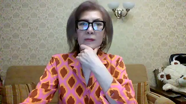 Elegant00Lady online show from 02/26/26, 03:56