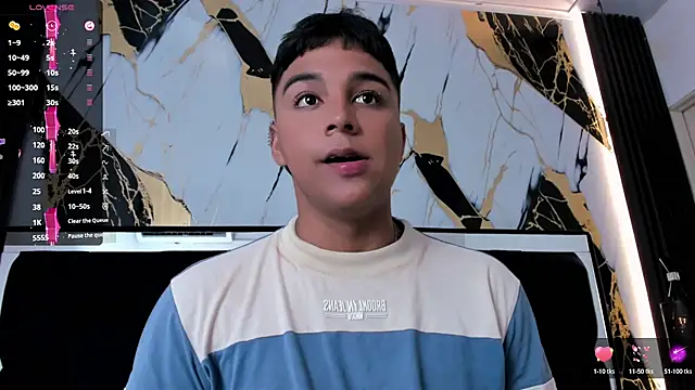Snapshot of Seductivo_jr chatting on 03/08/25, 11:49 Seductivo jr online show from 03/08/25, 11:49
