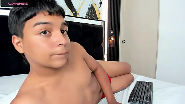 Seductivo jr online show from 07/25/26, 06:10