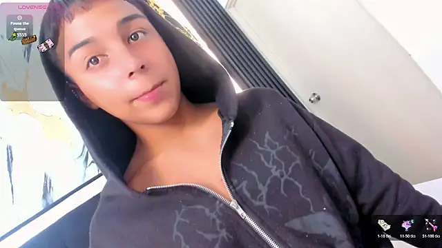 Seductivo jr online show from 04/09/26, 05:09