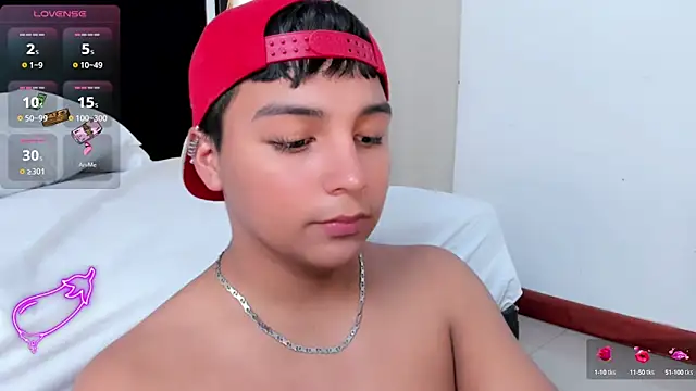 Snapshot of Seductivo_jr chatting on 02/05/25, 10:51 Seductivo jr online show from 02/05/25, 10:51