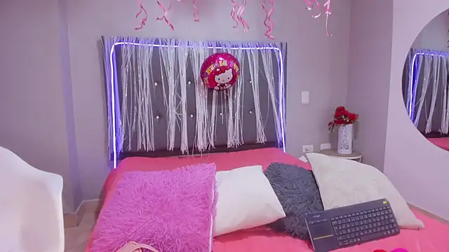 emma lye online show from 11/07/25, 10:13