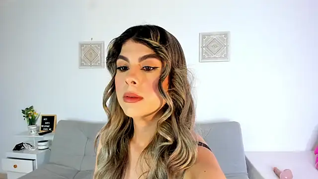 Abigail 29 online show from 12/17/25, 12:21