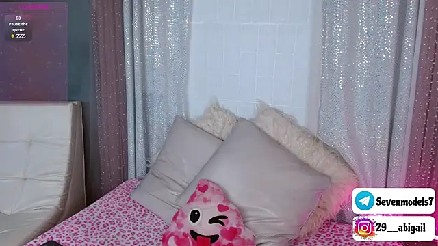 Snapshot of Abigail_29 chatting on 03/10/25, 12:17 Abigail 29 online show from 03/10/25, 12:17