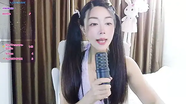 Snapshot of CindyHK chatting on 05/11/26, 02:45 CindyHK online show from 05/11/26, 02:45