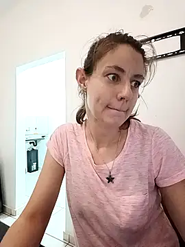 Missmesexycouple69 online show from 11/21/25, 03:33