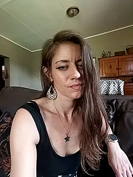 Missmesexycouple69 online show from 01/09/26, 10:22