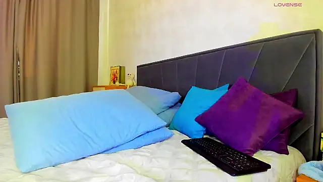  Luna Ly online show from 03/02/25, 05:01