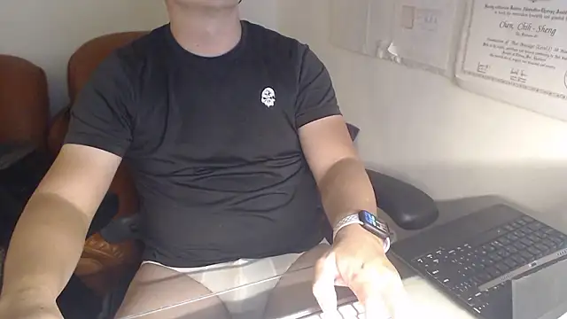 chih515 online show from 12/04/24, 06:27