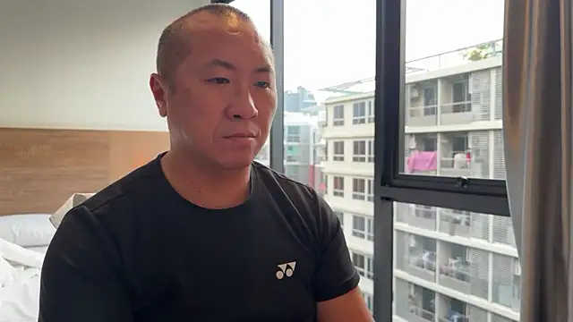 chih515 online show from 04/12/26, 11:41