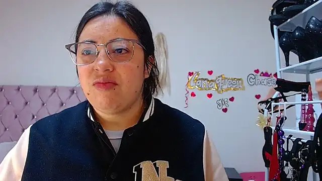 lanaqueen699 online show from 10/28/25, 12:59