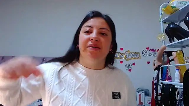 lanaqueen699 online show from 12/17/25, 12:32