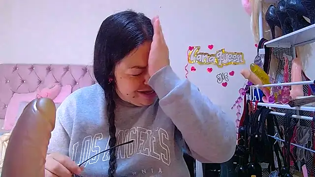 lanaqueen699 online show from 05/15/26, 12:14