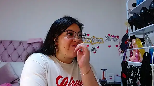 lanaqueen699 online show from 11/19/25, 02:39