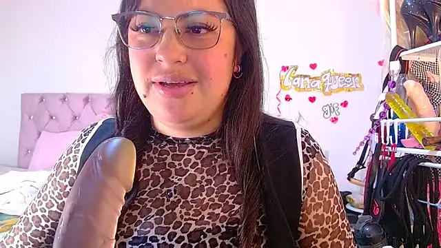 lanaqueen699 online show from 04/27/26, 04:05