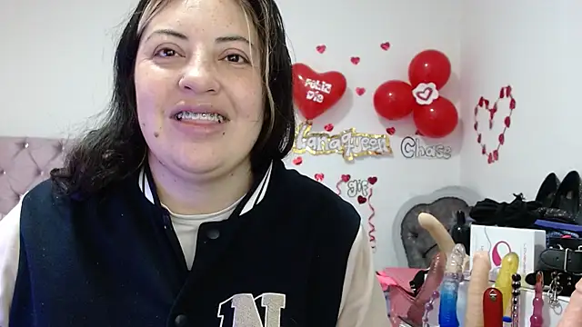 Snapshot of lanaqueen699 chatting on 03/19/25, 12:12 lanaqueen699 online show from 03/19/25, 12:12