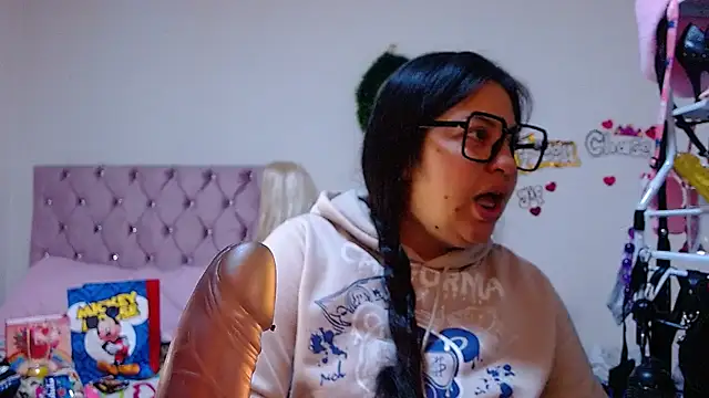 lanaqueen699 online show from 03/11/26, 12:21