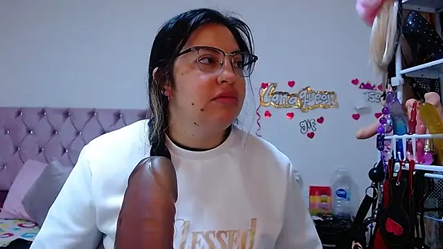 lanaqueen699 online show from 03/24/26, 12:16