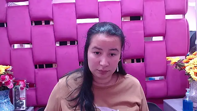 NaomyPrinces online show from 01/14/25, 01:28