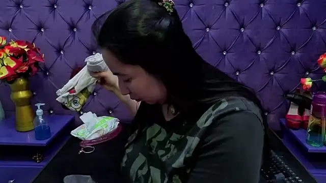 NaomyPrinces online show from 10/04/25, 02:29