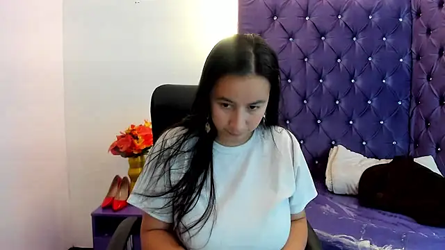 NaomyPrinces online show from 05/23/26, 02:49