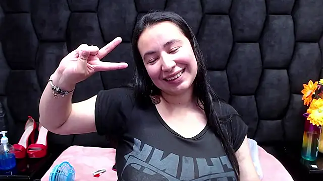 NaomyPrinces online show from 09/30/25, 03:07