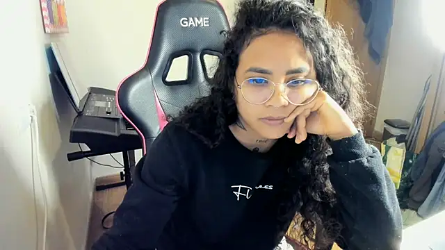 Ama music online show from 10/31/25, 09:39