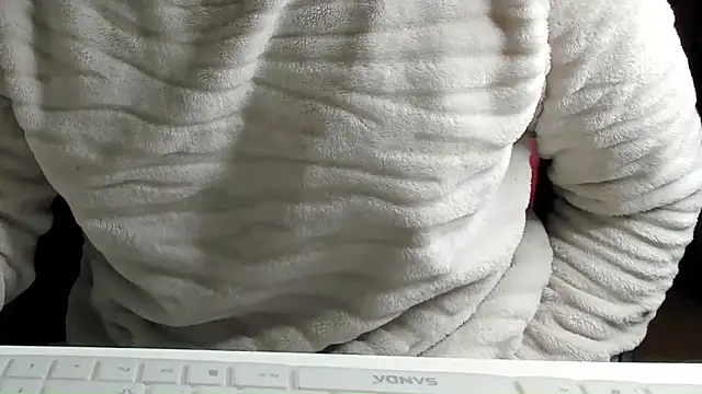 Ama music online show from 11/29/25, 04:51