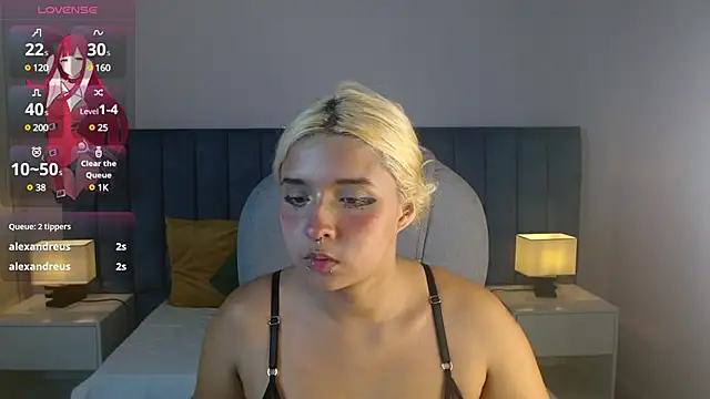 Snapshot of april_bunnyy chatting on 03/14/25, 12:21 april bunnyy online show from 03/14/25, 12:21