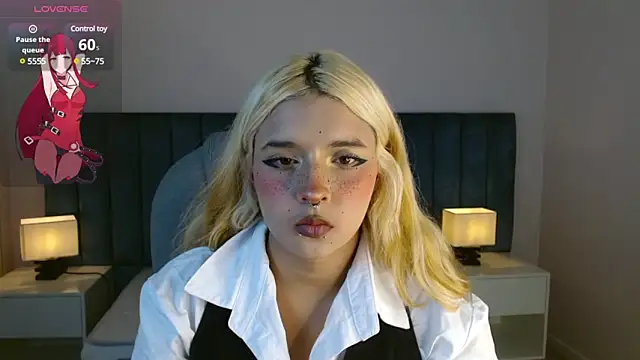 Snapshot of april_bunnyy chatting on 03/15/25, 04:54 april bunnyy online show from 03/15/25, 04:54