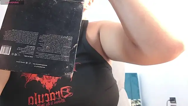 april bunnyy online show from 11/13/25, 02:43