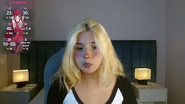 Snapshot of april_bunnyy chatting on 03/17/25, 07:26 april bunnyy online show from 03/17/25, 07:26