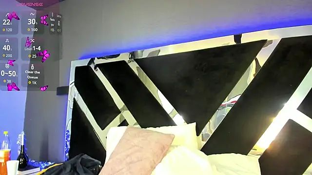 Larabrooks online show from 02/13/26, 07:14