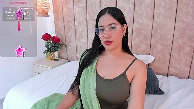 Katrina baurii online show from 04/07/26, 02:30