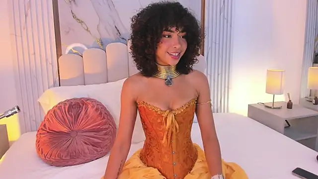 Snapshot of OSHUN_ chatting on 10/02/25, 12:30 OSHUN online show from 10/02/25, 12:30