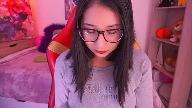 Sunny flower  online show from 12/17/25, 01:10