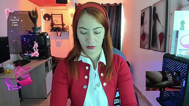 e evee e online show from 02/05/25, 01:11