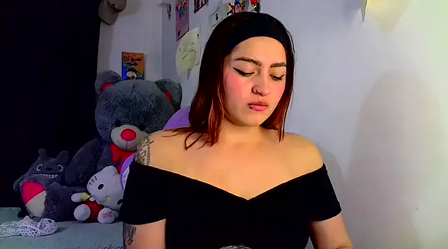 lucycherry   online show from 03/11/25, 02:53