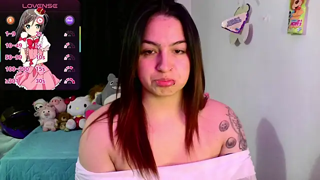 lucycherry   online show from 02/05/26, 07:37