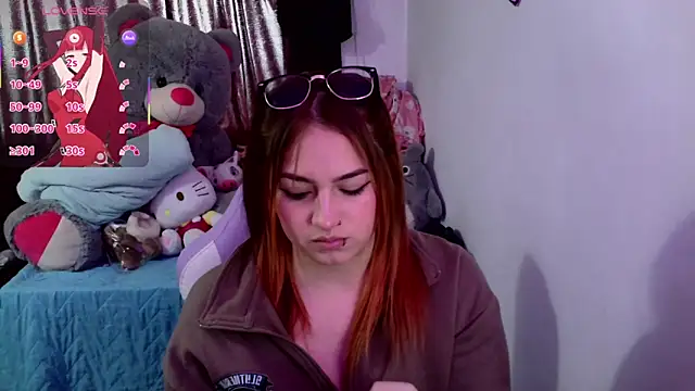 lucycherry   online show from 11/04/25, 07:06