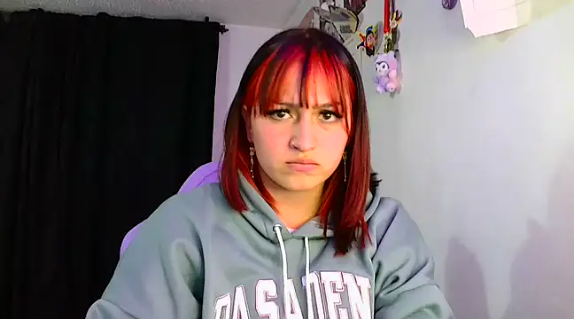 lucycherry   online show from 01/25/25, 01:10
