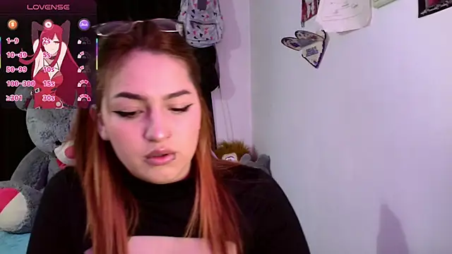 lucycherry   online show from 11/12/25, 04:27