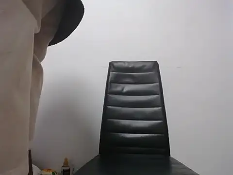 GerardSmitt online show from 10/04/25, 04:03