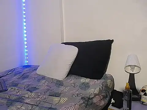 GerardSmitt online show from 10/11/25, 04:02