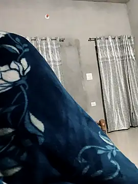 Snapshot of MAN_MOHINI_21 chatting on 03/16/25, 11:48 MAN MOHINI 21 online show from 03/16/25, 11:48