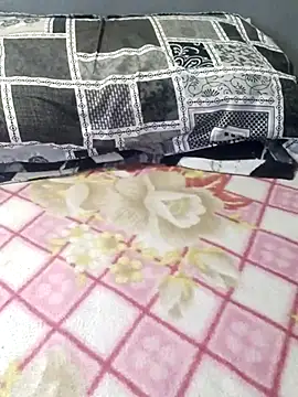 Snapshot of MAN_MOHINI_21 chatting on 03/04/25, 01:34 MAN MOHINI 21 online show from 03/04/25, 01:34