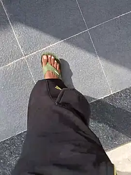 Snapshot of MAN_MOHINI_21 chatting on 02/25/25, 05:08 MAN MOHINI 21 online show from 02/25/25, 05:08