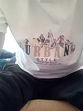 Snapshot of MAN_MOHINI_21 chatting on 02/27/26, 10:37 MAN MOHINI 21 online show from 02/27/26, 10:37